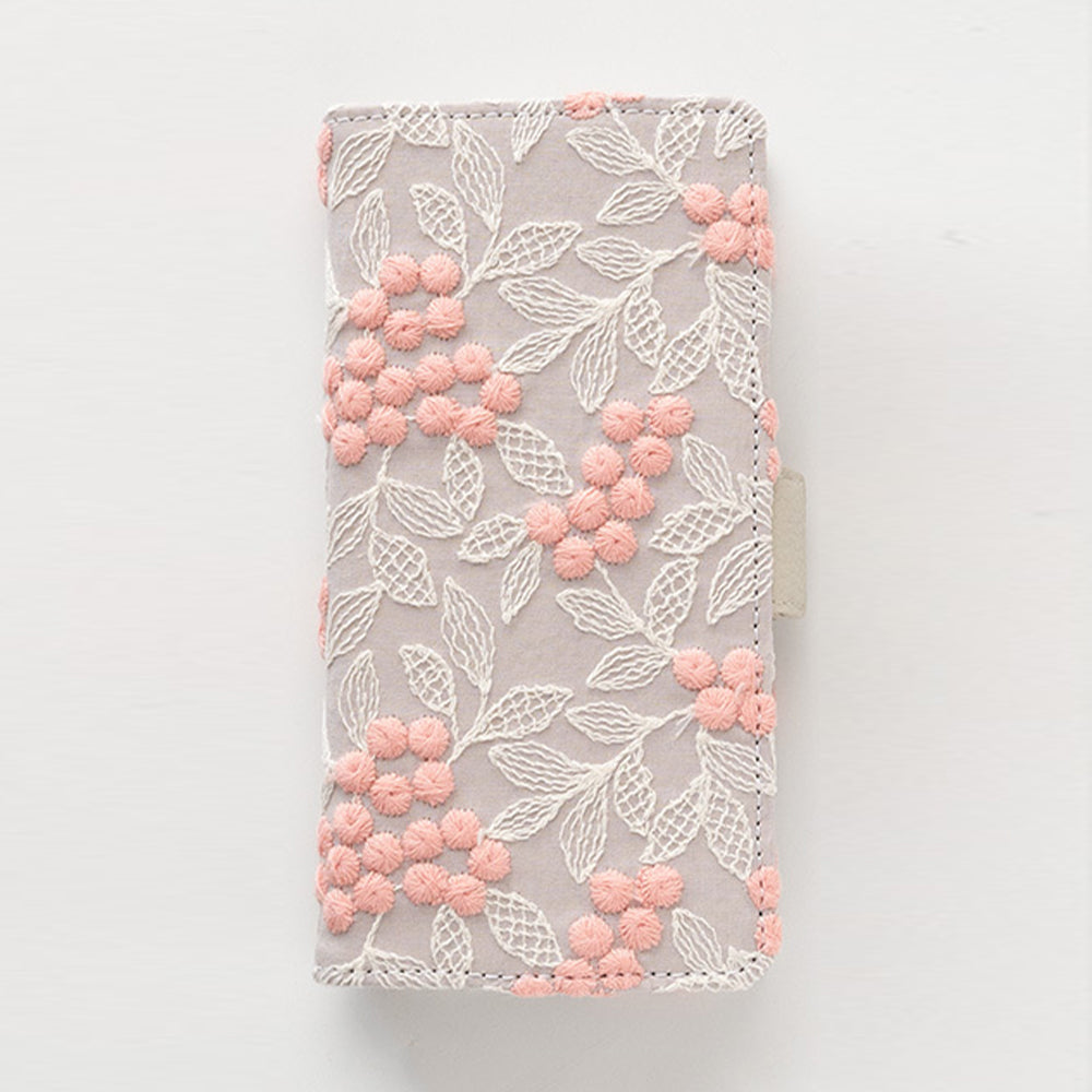 iPhone7 PLUS ぷっくりミモザ 刺繍 サイドマグネット スマホケース 手帳型